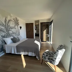 Nomade Proche De Cannes Vallauris